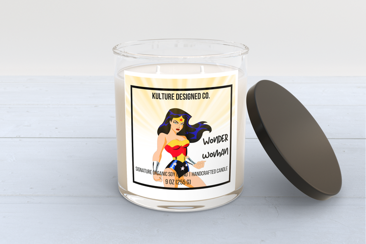 WONDER WOMAN CANDLE